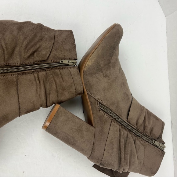 Not Rated tan suede ankle boots with tie side detailing-woman’s 7.5 - Picture 5 of 16